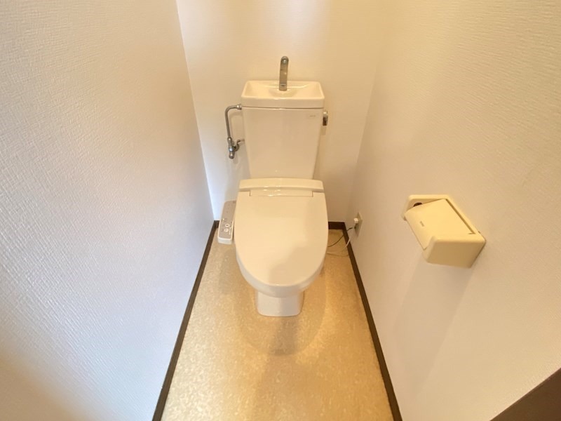 トイレ　別号室