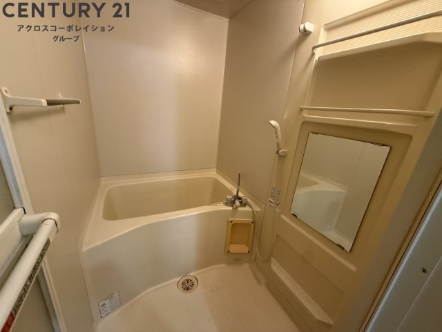 バス・シャワールーム　シンプルで清潔感のあるバスルームです☆