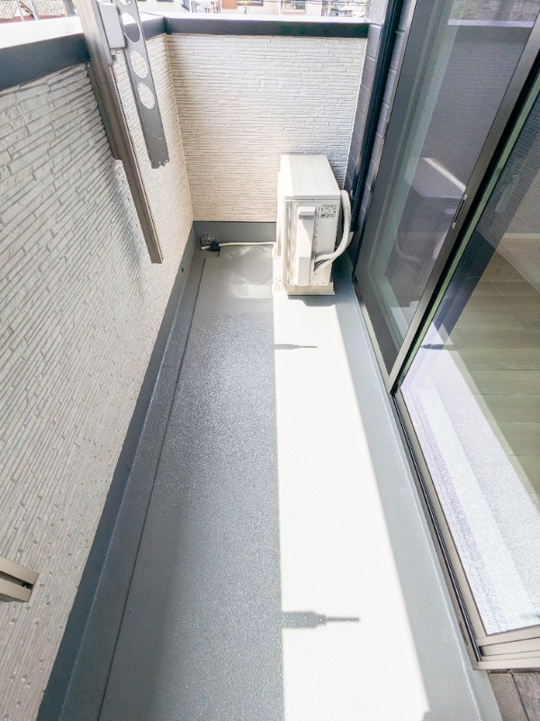 バルコニー　図面と現状に相違がある場合には現状を優先