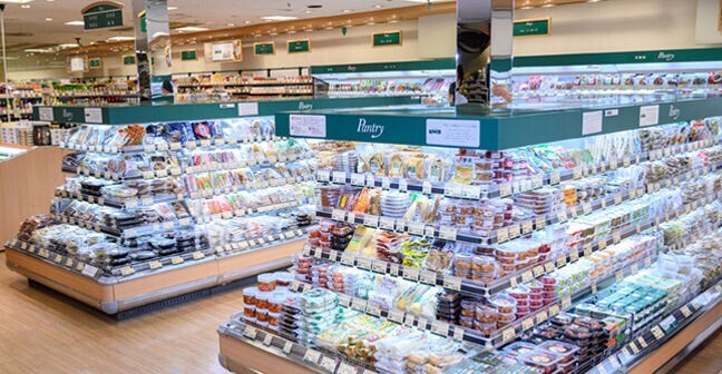 スーパー　パントリー神戸阪急店（スーパー）まで396m