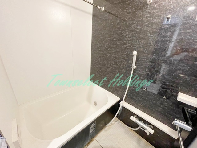 バス・シャワールーム　清潔感のあるお風呂です♪