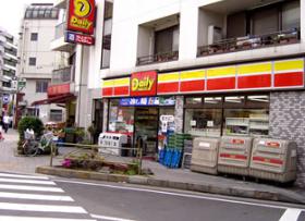 コンビニ　デイリーヤマザキ高輪本店（コンビニ）まで431m