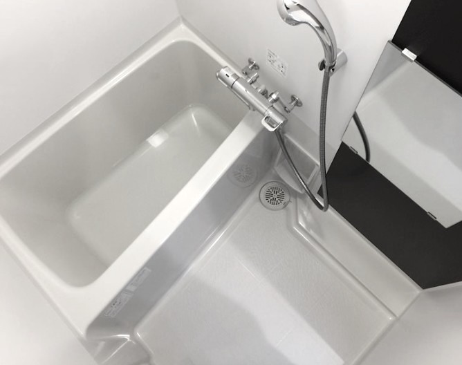 バス・シャワールーム　風呂