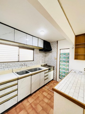 キッチン　広々使いやすいキッチン