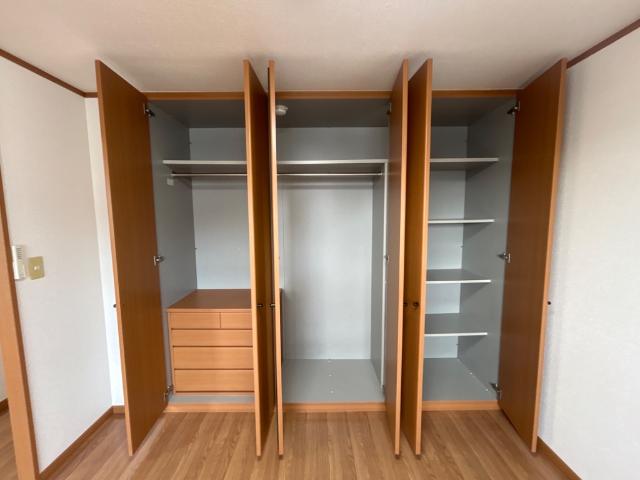 収納　クローゼット