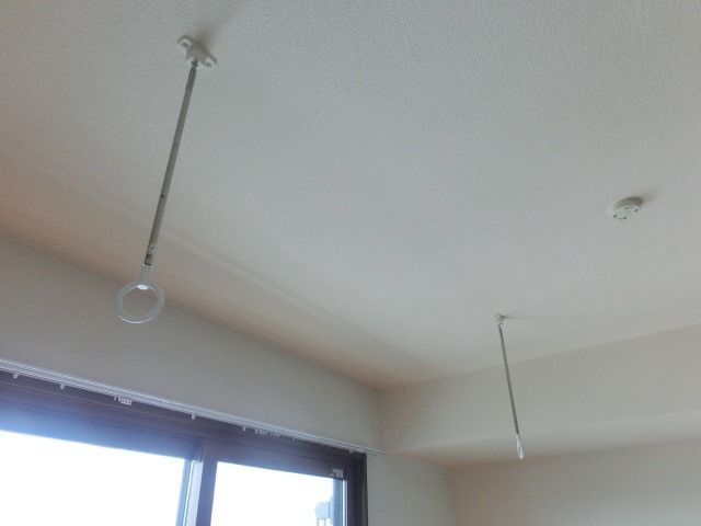 その他部屋・スペース　室内物干しあります