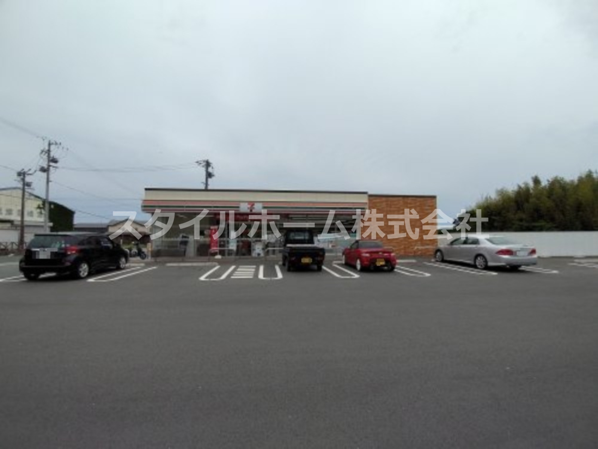 コンビニ　セブン-イレブン 豊橋藤並町店（コンビニ）まで1004m