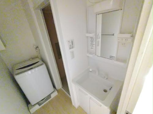 洗面設備　独立洗面台付きです♪