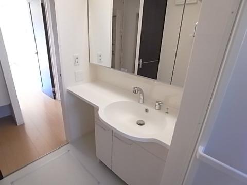 洗面設備　洗髪洗面化粧台