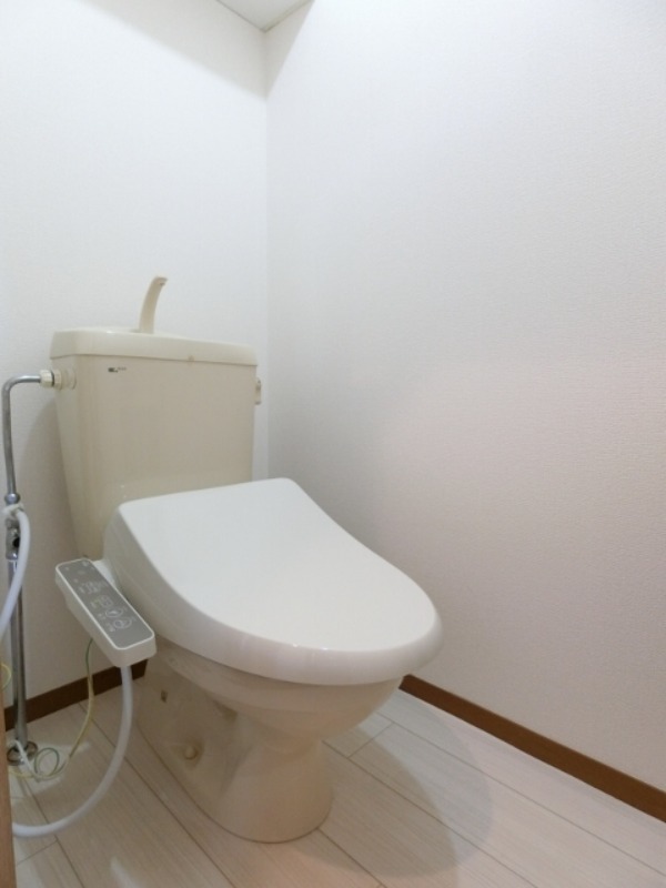 トイレ　図面と現状に相違がある場合には現状を優先