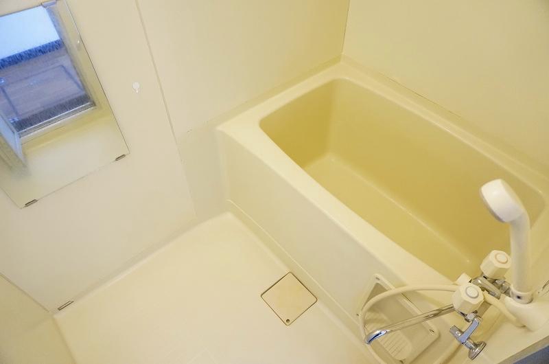 バス・シャワールーム　浴室