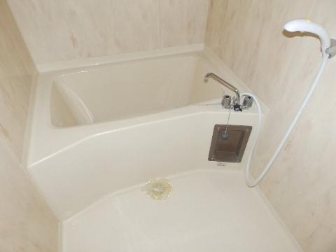 バス・シャワールーム　バス
