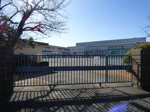 小学校　愛知県立千種聾学校（小学校）まで937m
