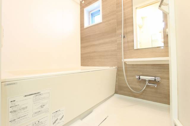 バス・シャワールーム　１日の疲れを癒やしてください