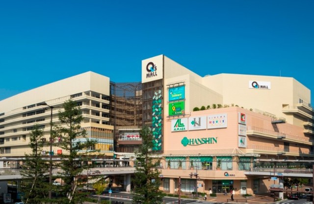 ショッピングセンター　あまがさきキューズモール（ショッピングセンター）まで789m