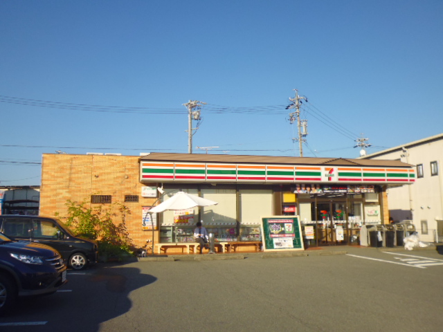 コンビニ　セブンイレブン 飯田市立病院前店（コンビニ）まで409m