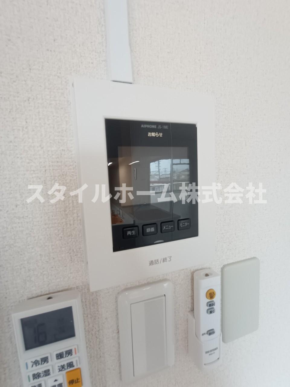 セキュリティ　同建物内別部屋の写真です。