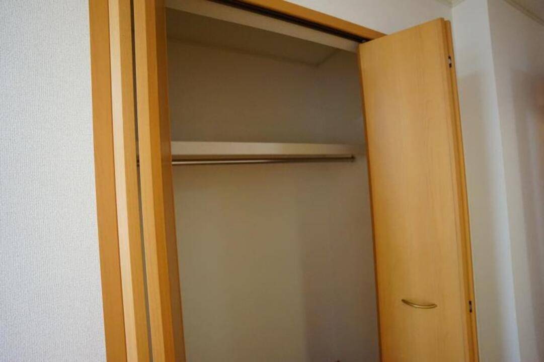 収納　クローゼット