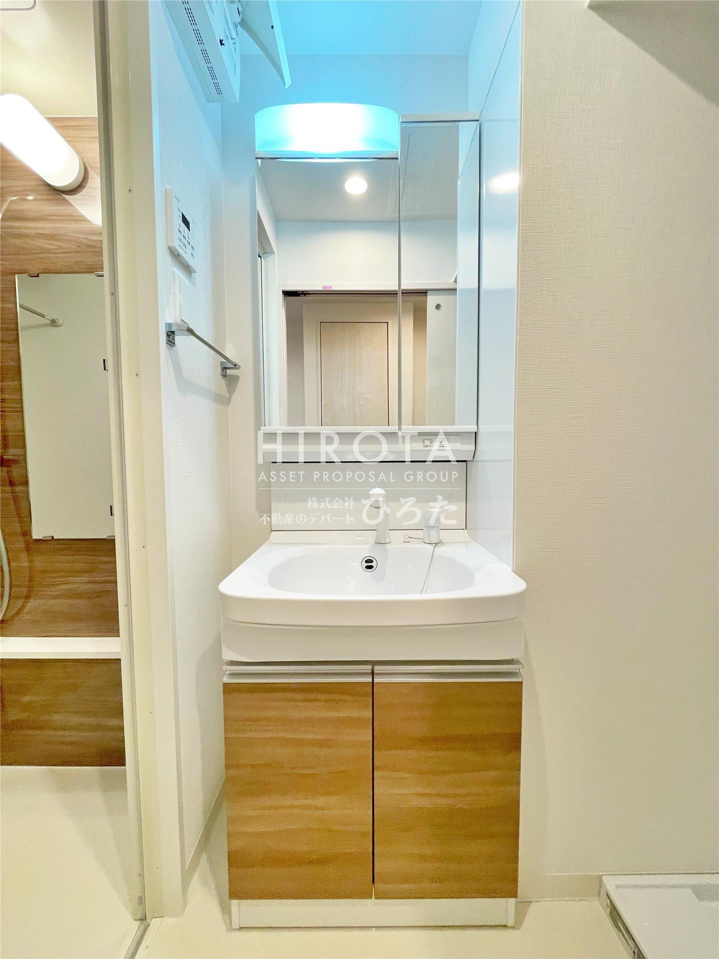 洗面設備　同仕様写真