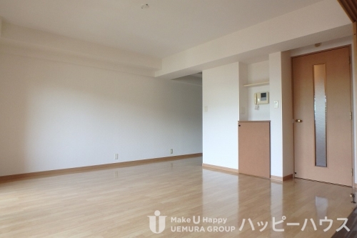 居室・リビング　同系統の別部屋になります。現状を優先します。