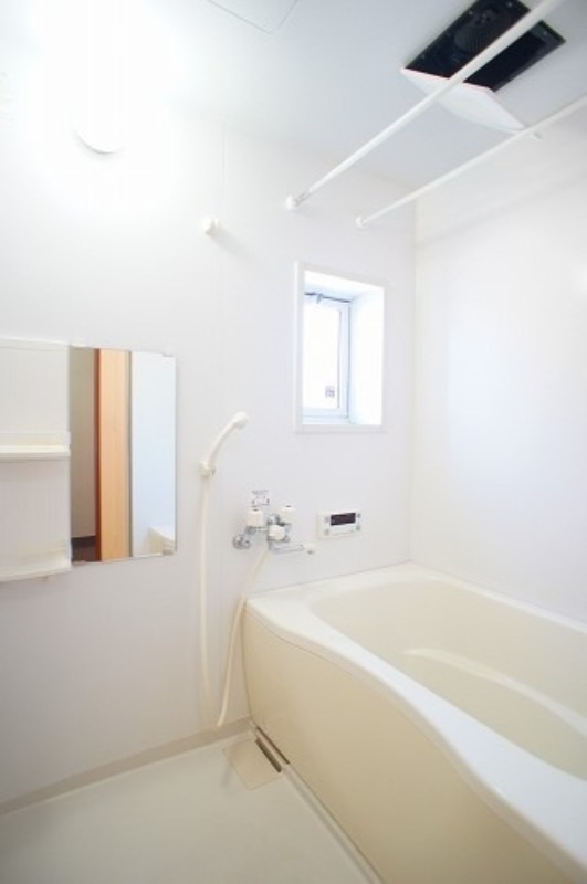 バス・シャワールーム　図面と現状に相違がある場合には現状を優先