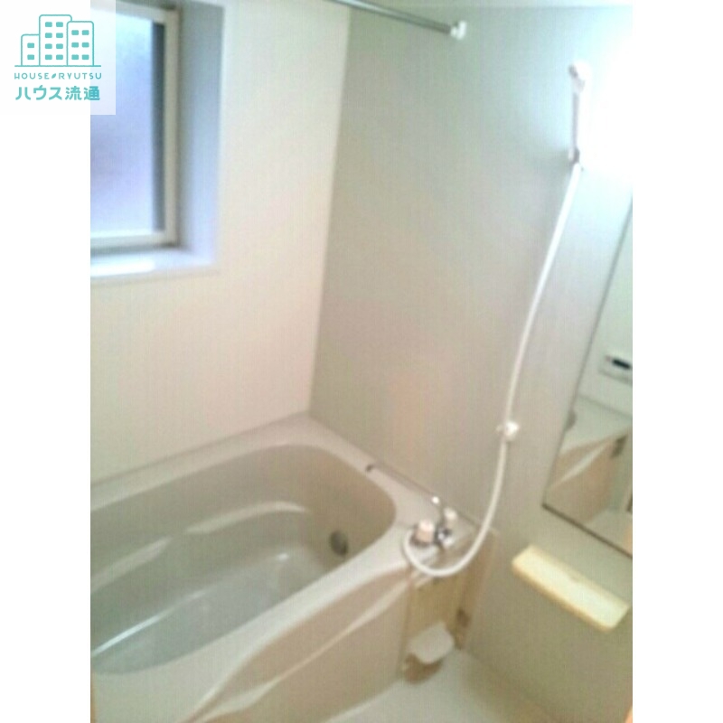 バス・シャワールーム　※別号室の写真です