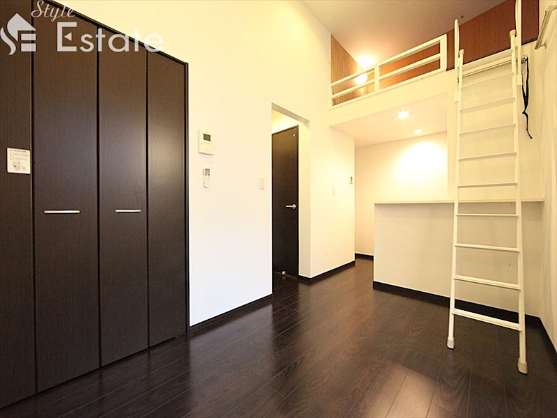 居室・リビング　内装