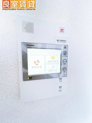 セキュリティ　モニター付きインターホン