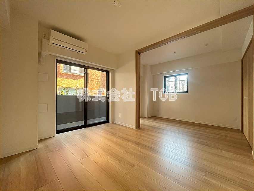 居室・リビング　LDK8.4帖