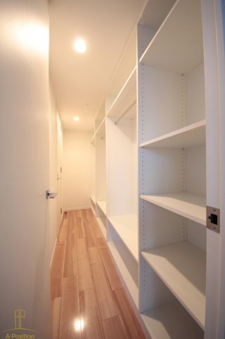 収納　リバーサイドタワー中之島