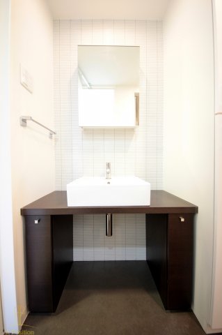 洗面設備　リバーサイドタワー中之島