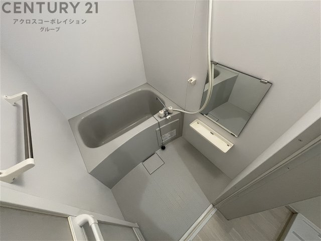 バス・シャワールーム　浴室乾燥付きで便利です！