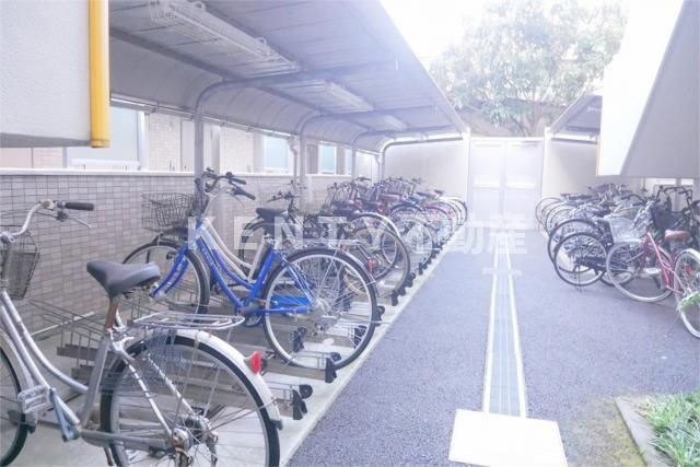 その他共有部分　清潔なロビーです