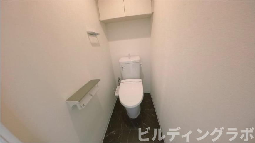 トイレ　別号室参考画像です。