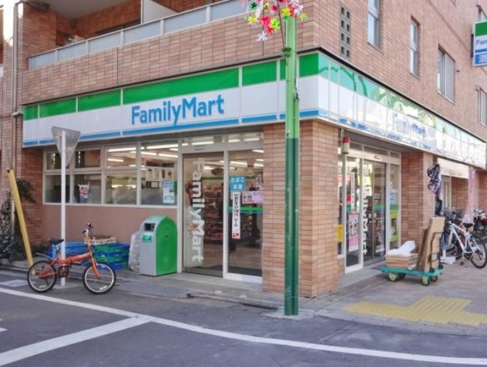 コンビニ　ファミリーマート原町一丁目店（コンビニ）まで110m