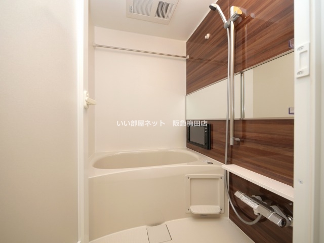 バス・シャワールーム　同シリーズ別部屋仕様写真となります。