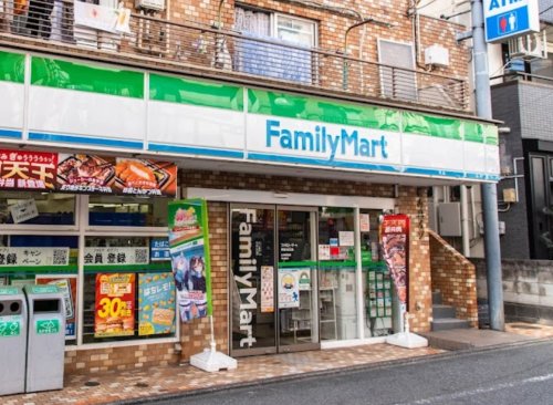 コンビニ　ファミリーマート 阿佐谷北店（コンビニ）まで220m