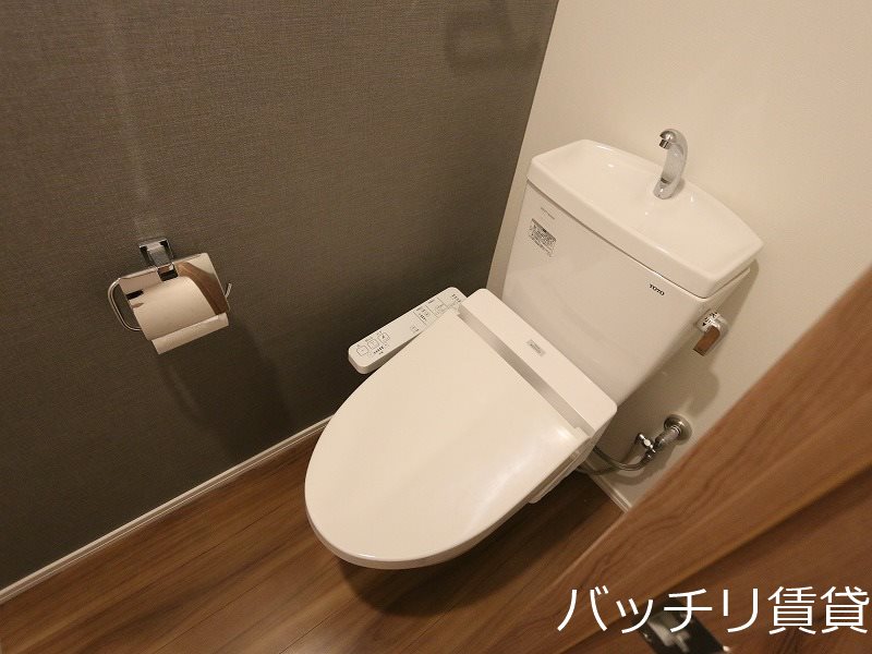 トイレ　※同シリーズ写真のため、現状優先。