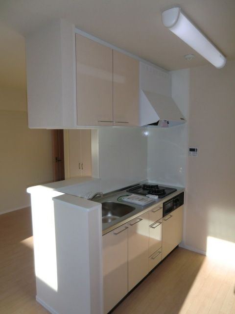 キッチン　お洒落なカウンターキッチン。