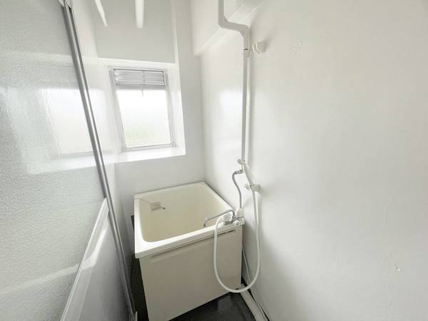 バス・シャワールーム　ビレッジハウスの同一物件・同一タイプの間取りの写真です