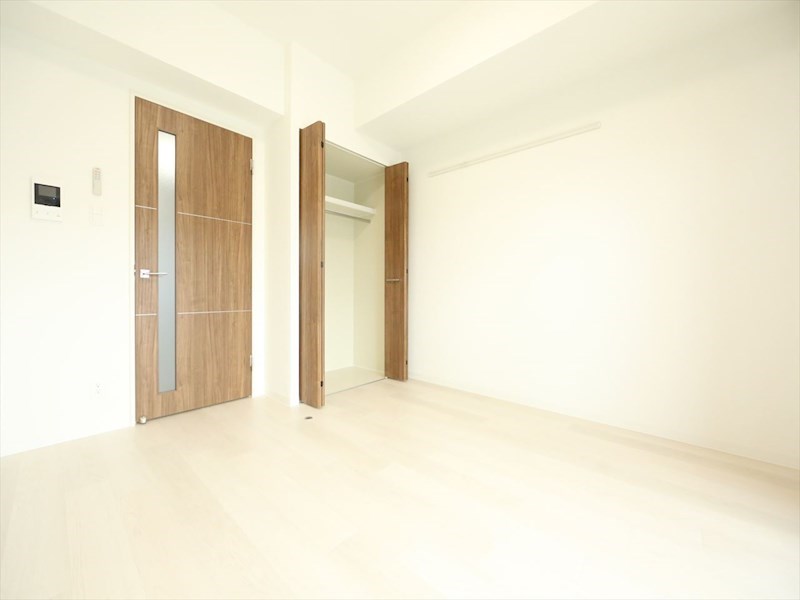 居室・リビング　洋室7帖　クローゼット付（収納充実してます）