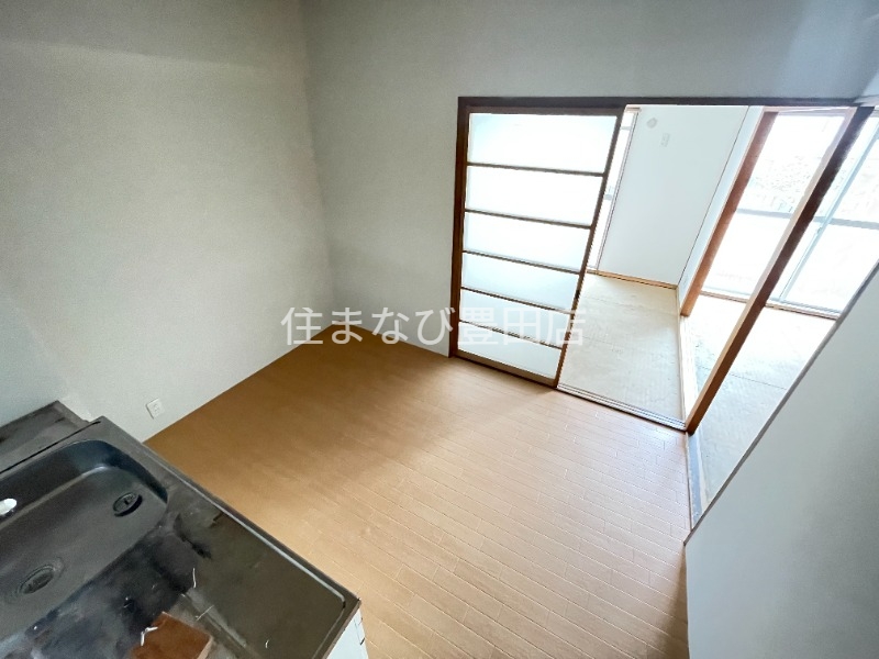 居室・リビング　同型別部屋写真