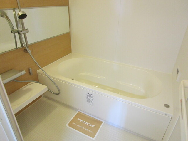 バス・シャワールーム　１坪タイプ浴室