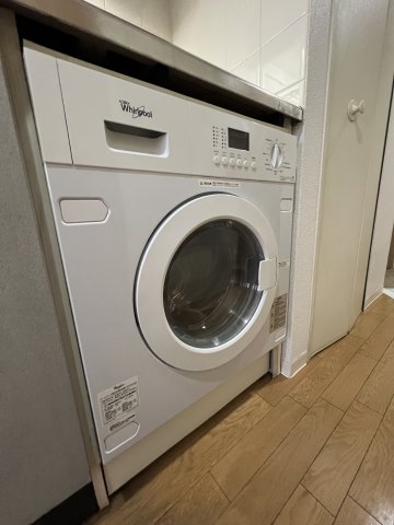 その他設備　ドラム式洗濯機