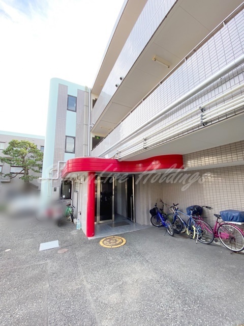 エントランス　毎日通るエントランス♪