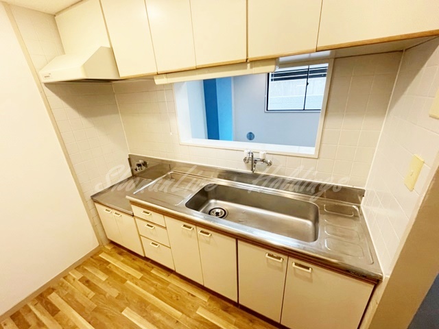 キッチン　同施工物件