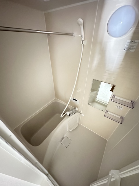 バス・シャワールーム　同施工会社参考写真です