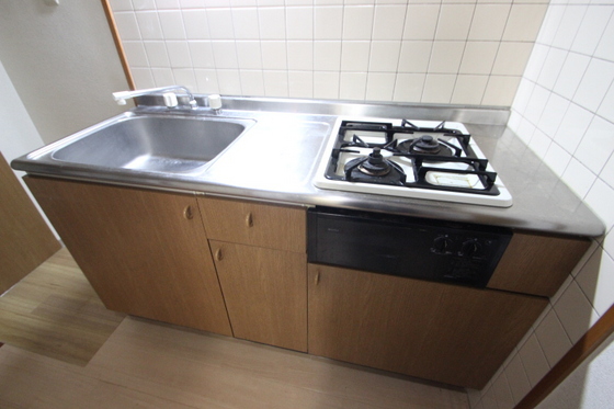 キッチン　※別部屋の写真です