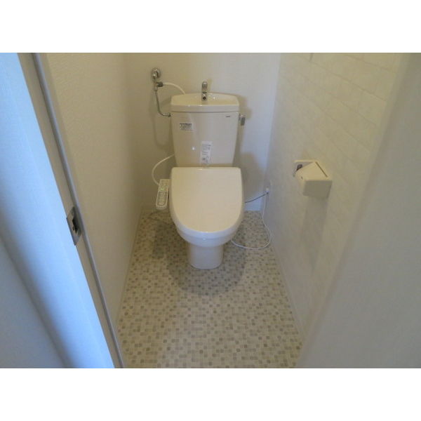 トイレ　シャワートイレ