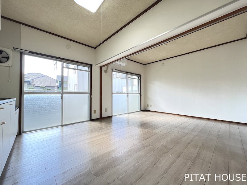 居室・リビング　参考写真１０１（反転タイプ）